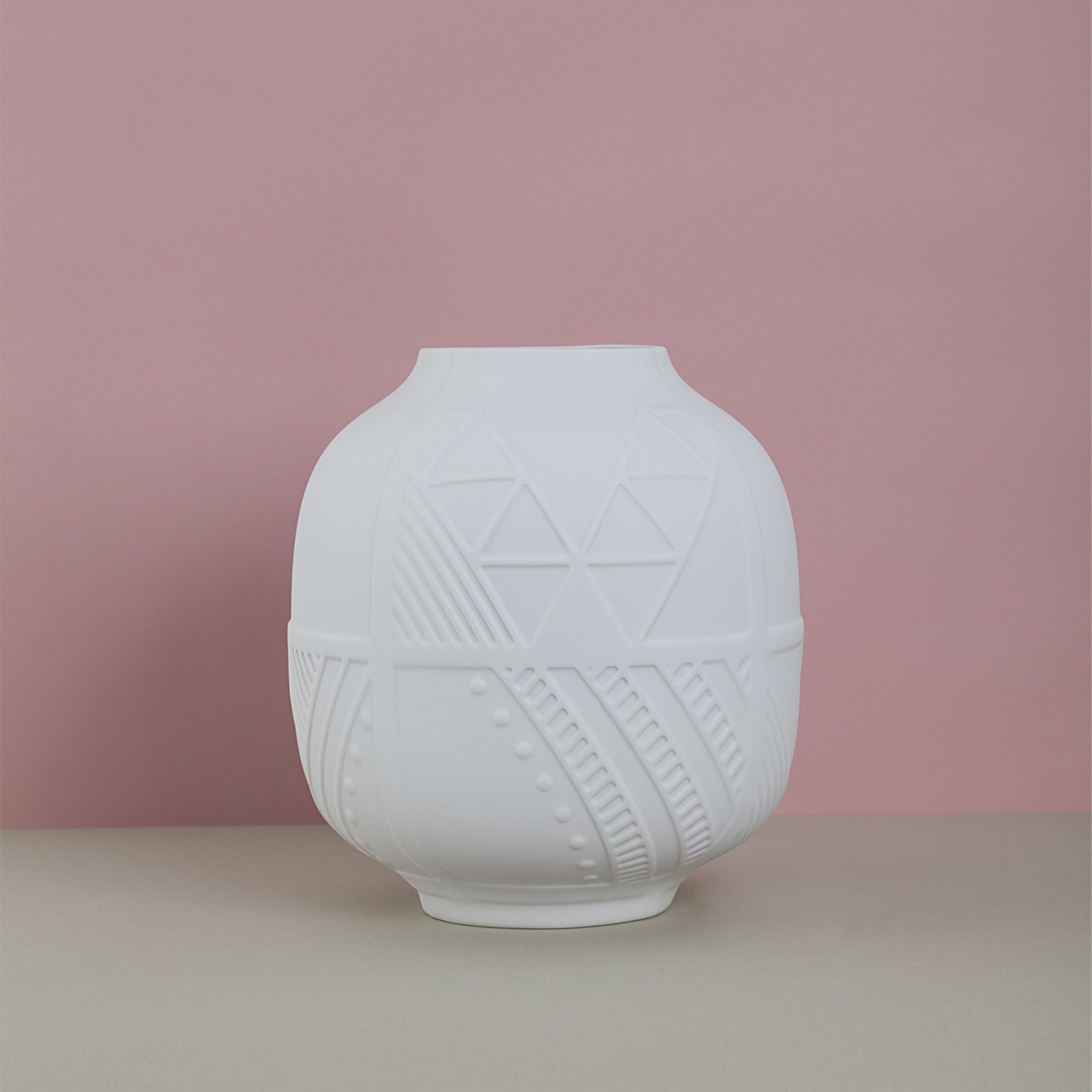 Asurini Porcelain Vase (h31 cm) - Holaria