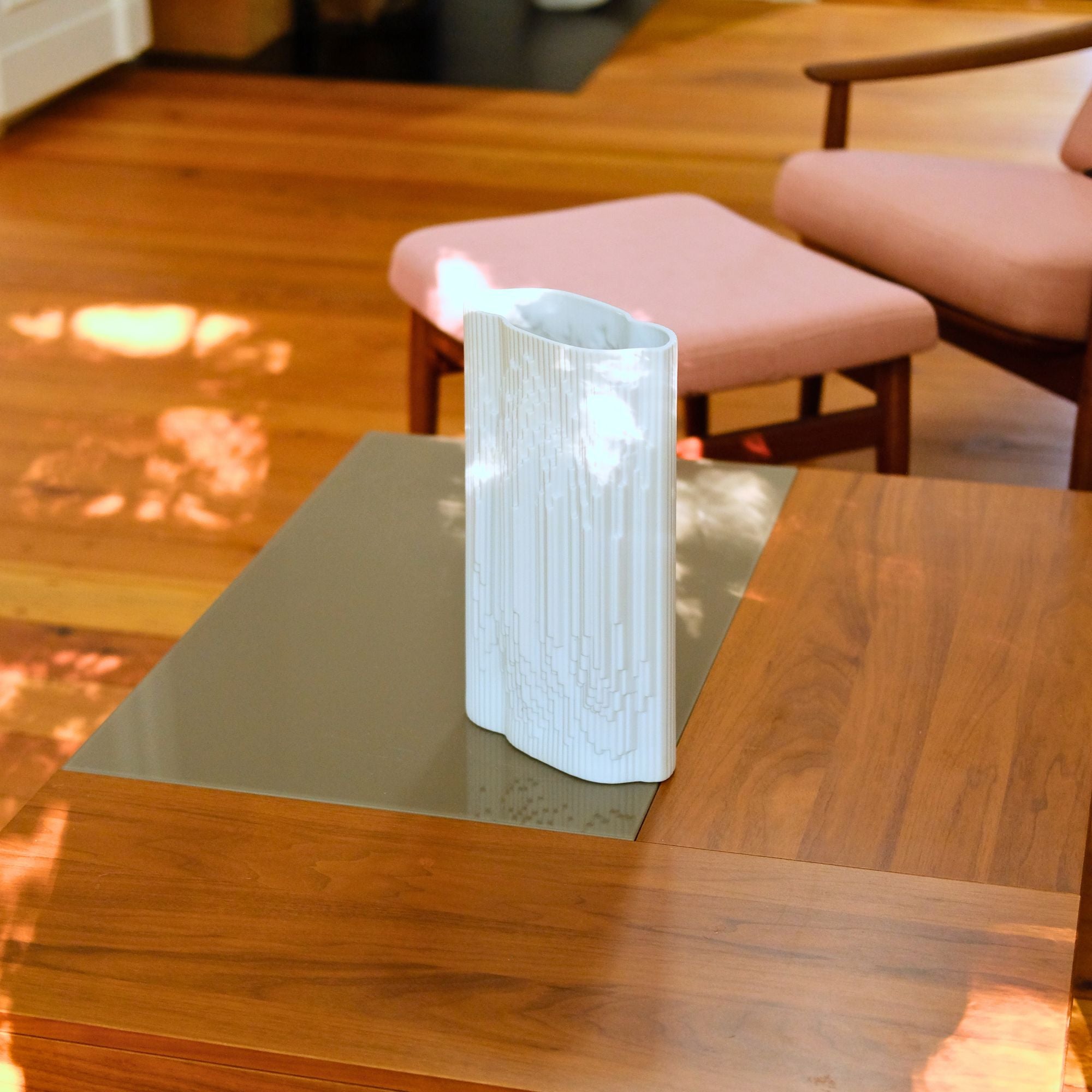 Cinetico G Porcelain Vase (H36 cm)