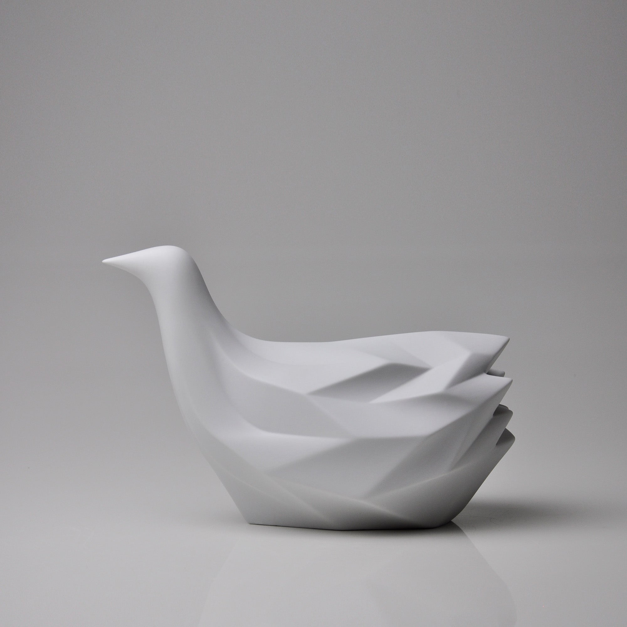 Columba Porcelain Bird Figurine Minimal (h19 cm) - Holaria