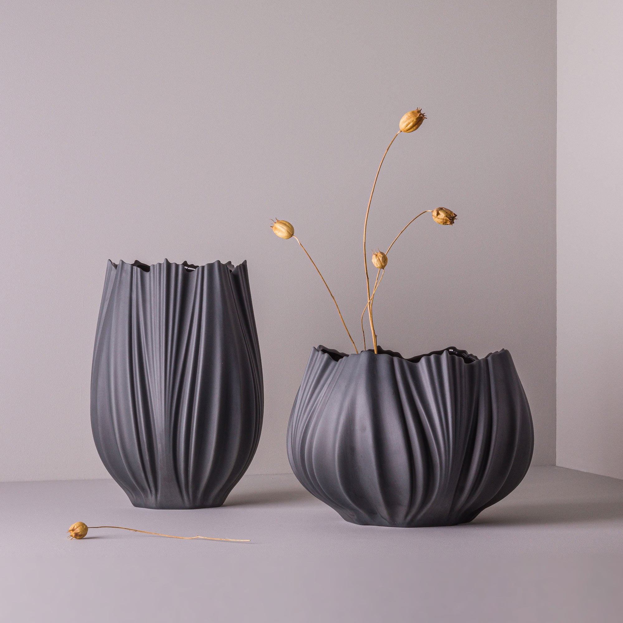 Coral Neve G Porcelain Vase (h31 cm) - Holaria