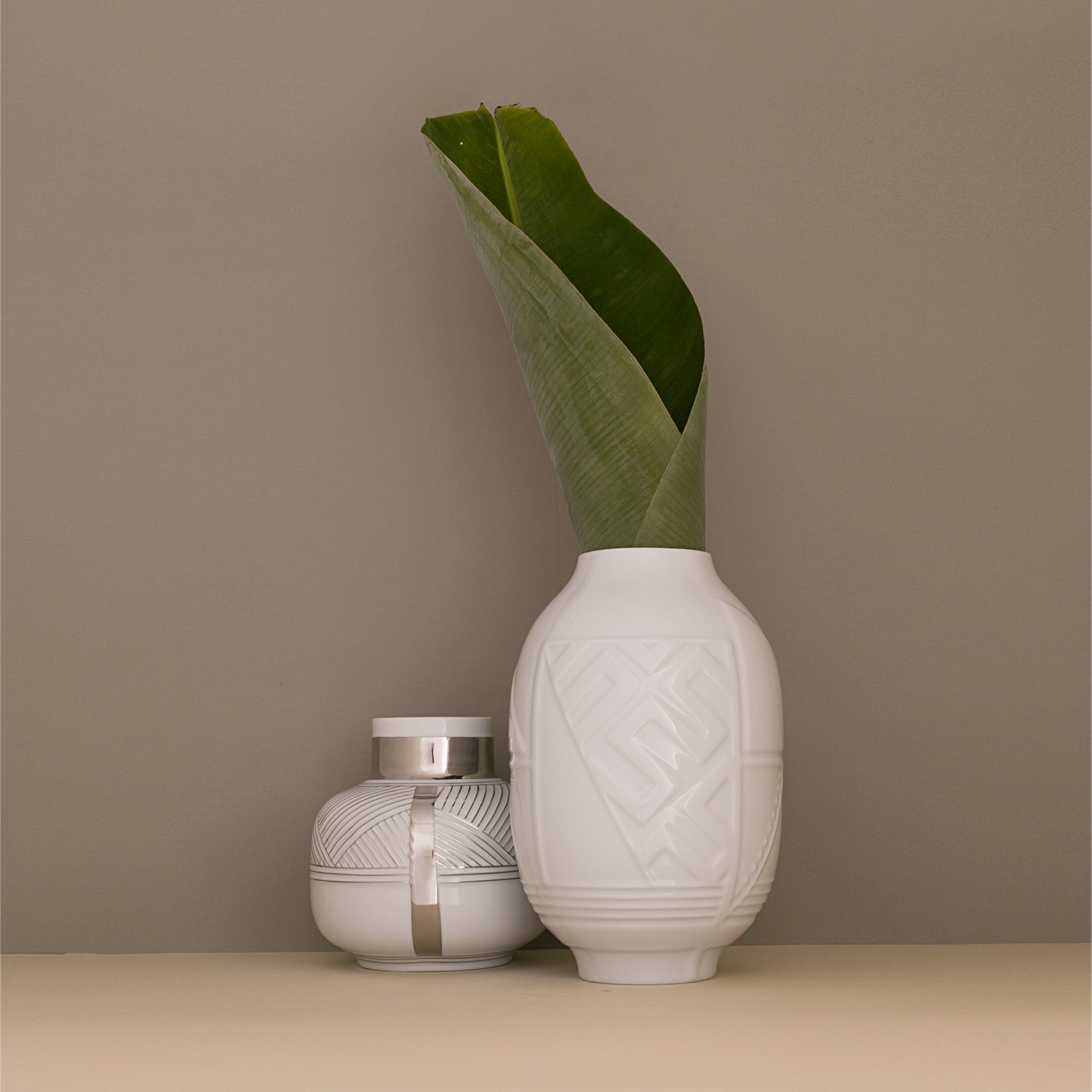 Asurini Porcelain Vase (h31 cm) - Holaria