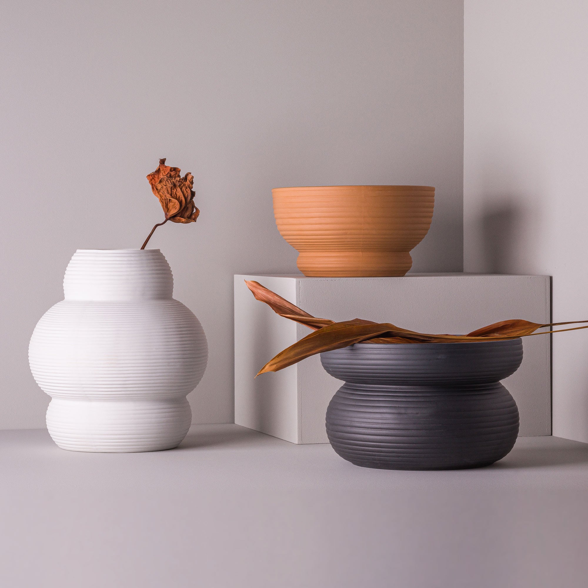 DIP G Porcelain Pot (h14 cm) - Holaria