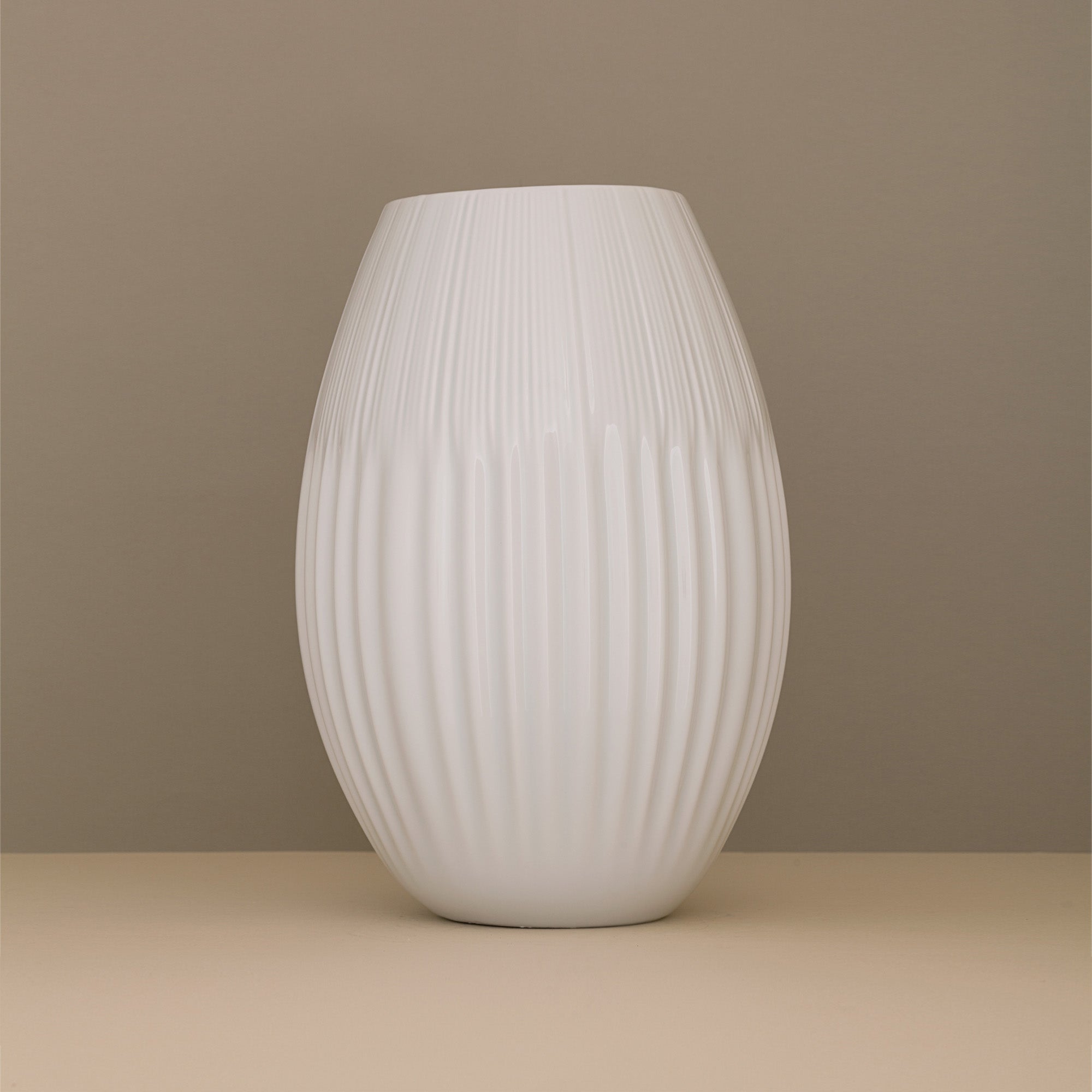 Drapeado G Porcelain Vase (h38 cm) - Holaria