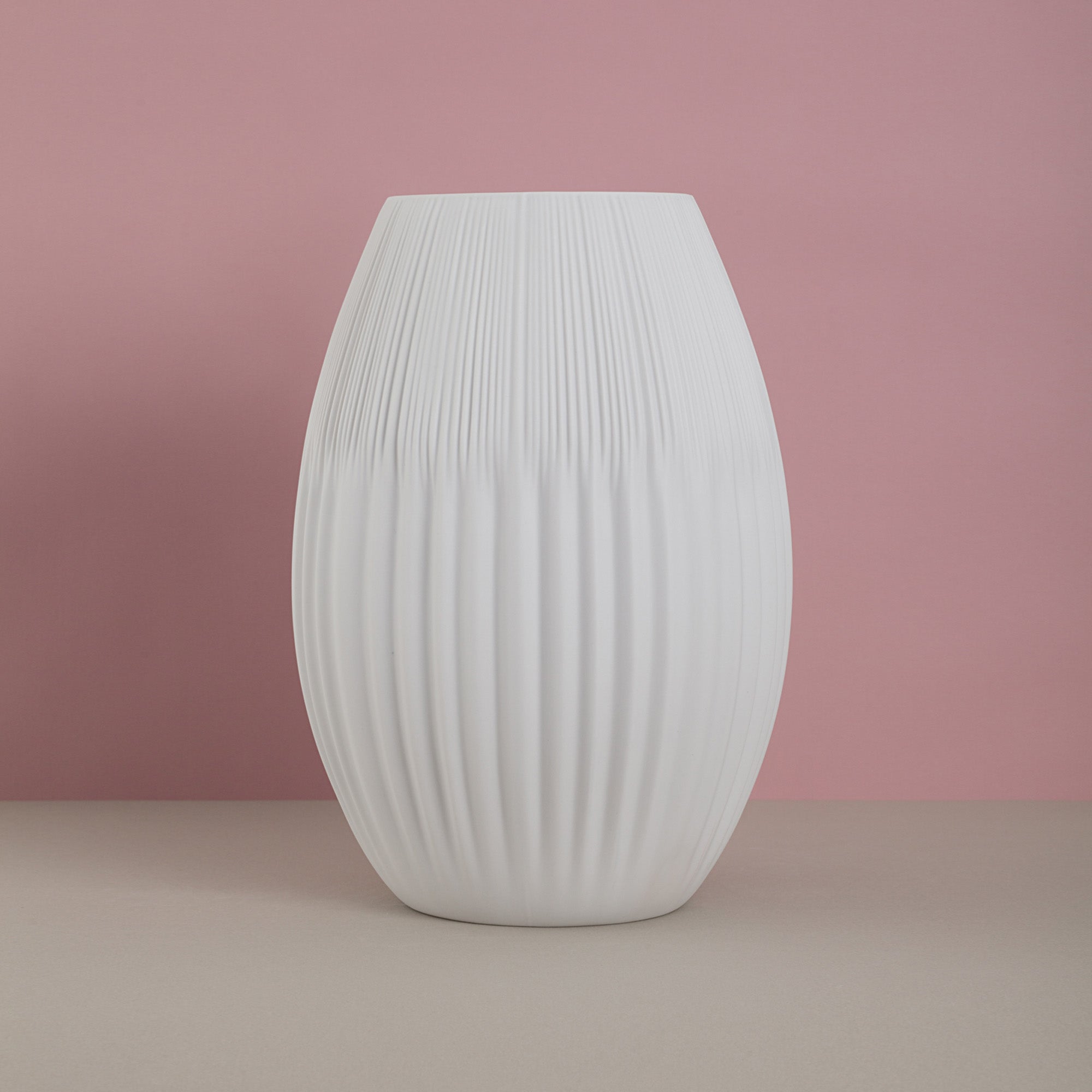Drapeado G Porcelain Vase (h38 cm) - Holaria