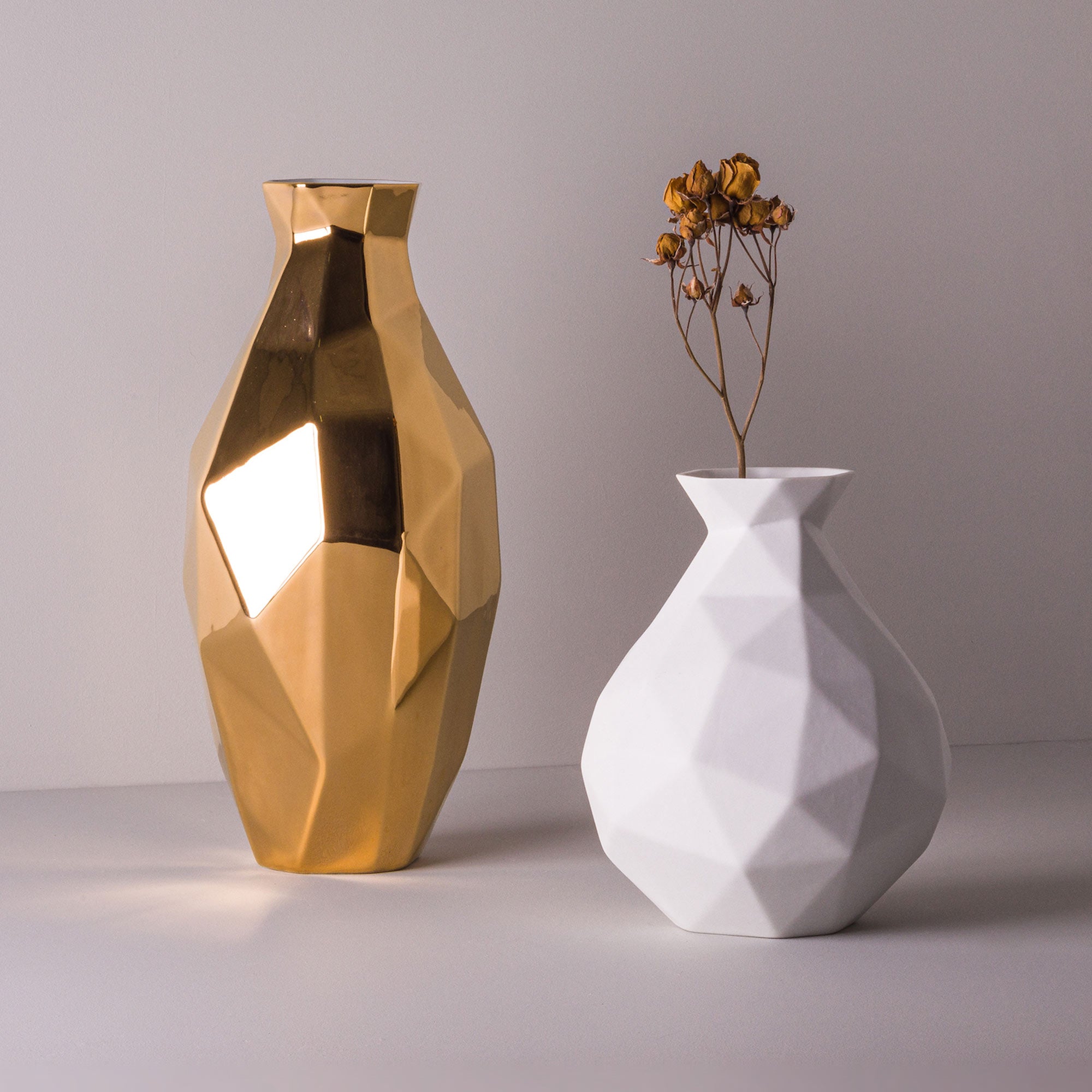 Edros P Porcelain Vase (h13 cm) - Holaria