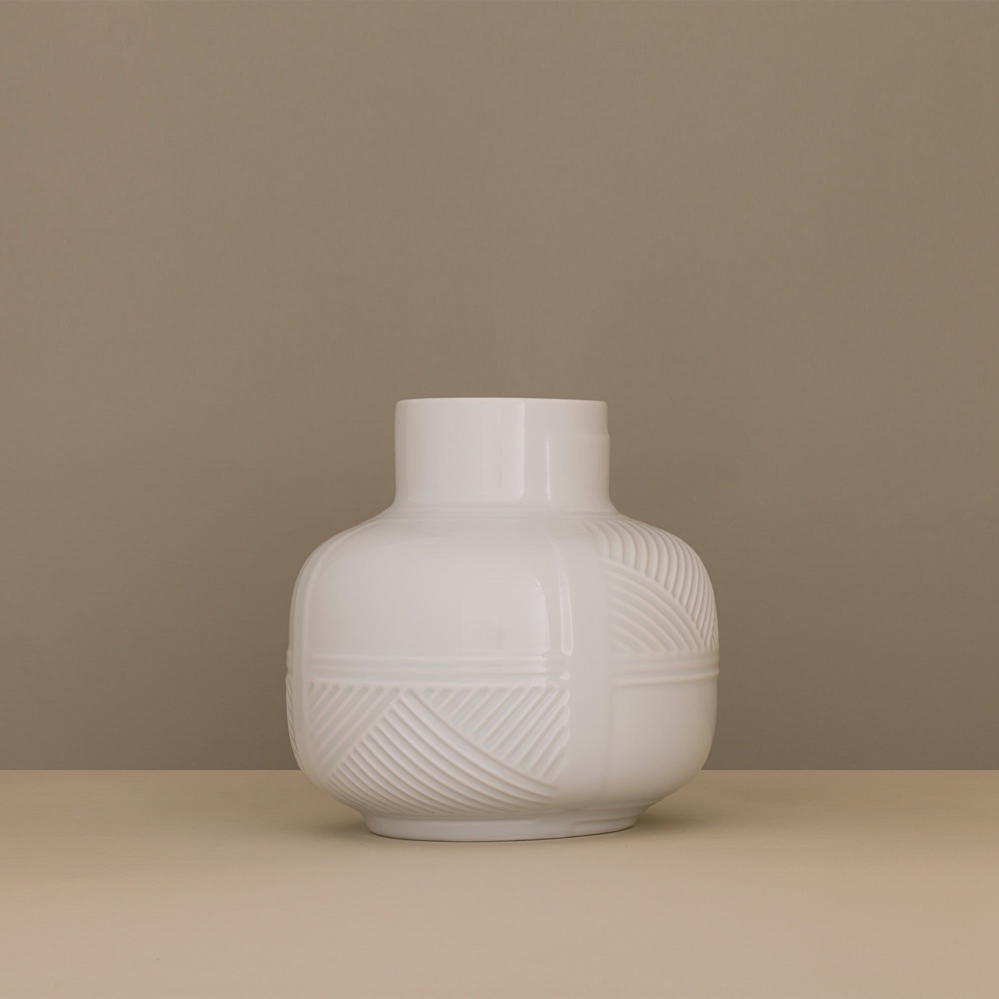 Kayapó Porcelain Vase (h26 cm) - Holaria