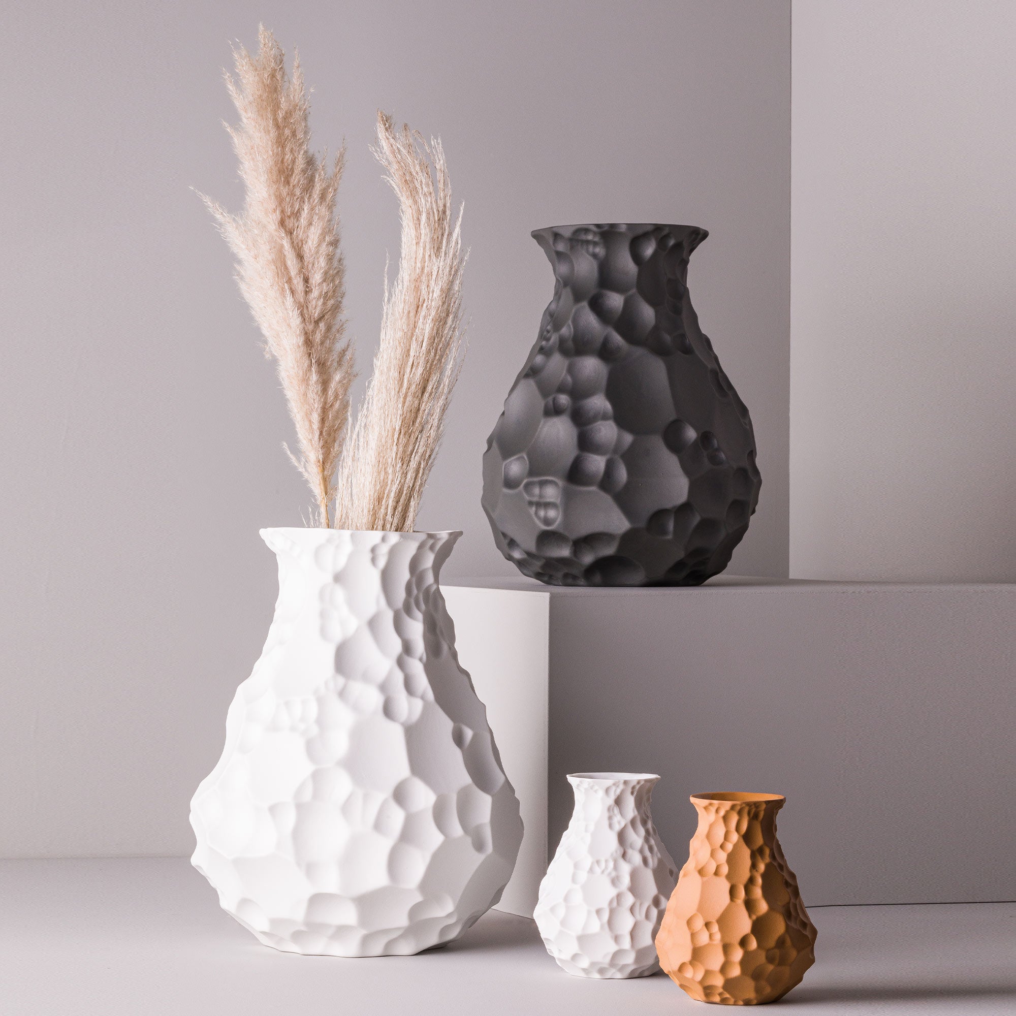 Krater Porcelain Vase (h15 cm) - Holaria