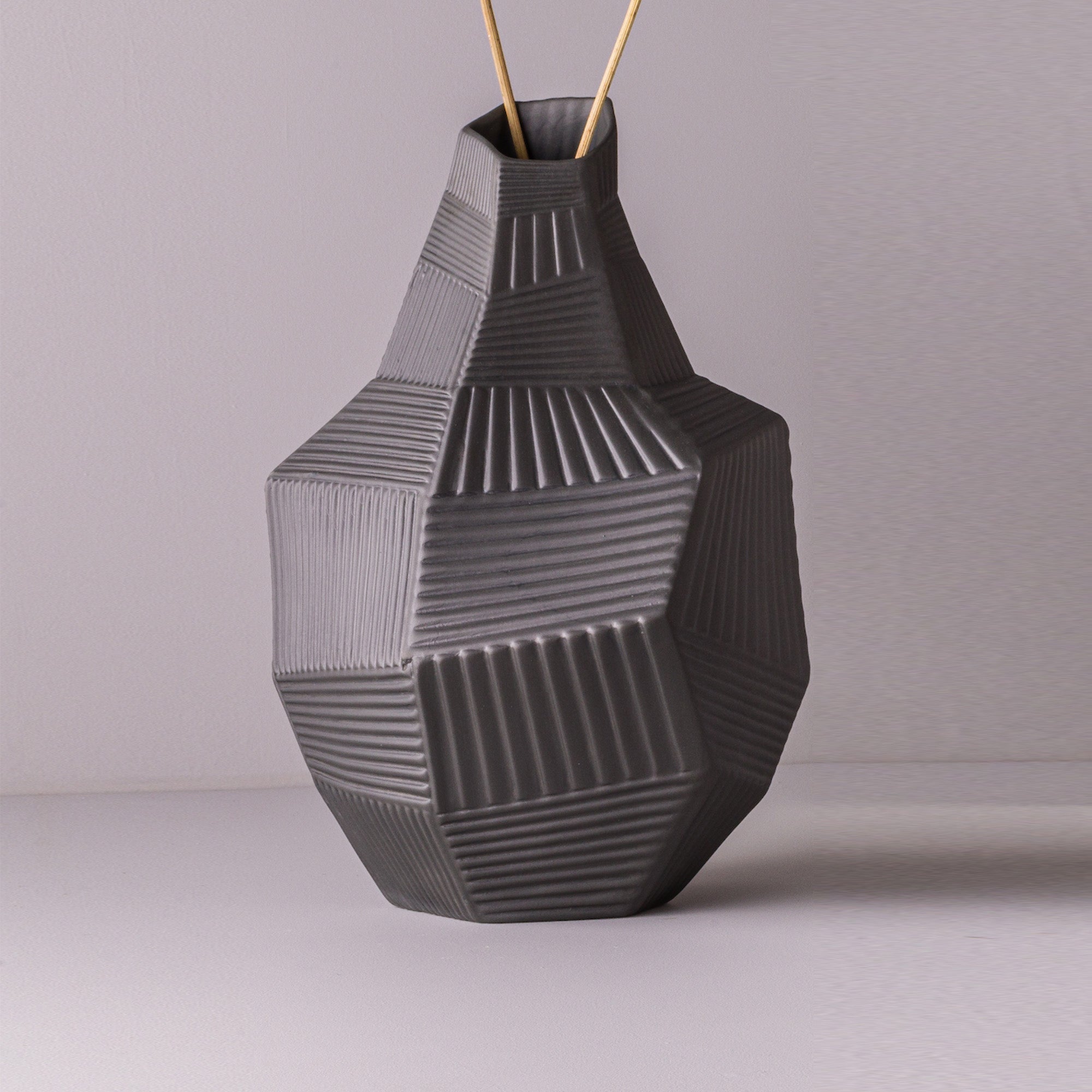 Palafitas G Porcelain Vase (h37 cm) - Holaria