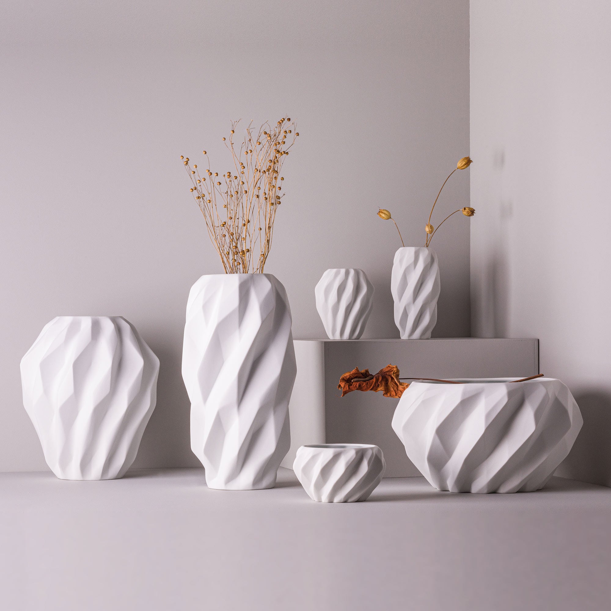 Plissan Geométrico P Porcelain Vase (h16 cm) - Holaria