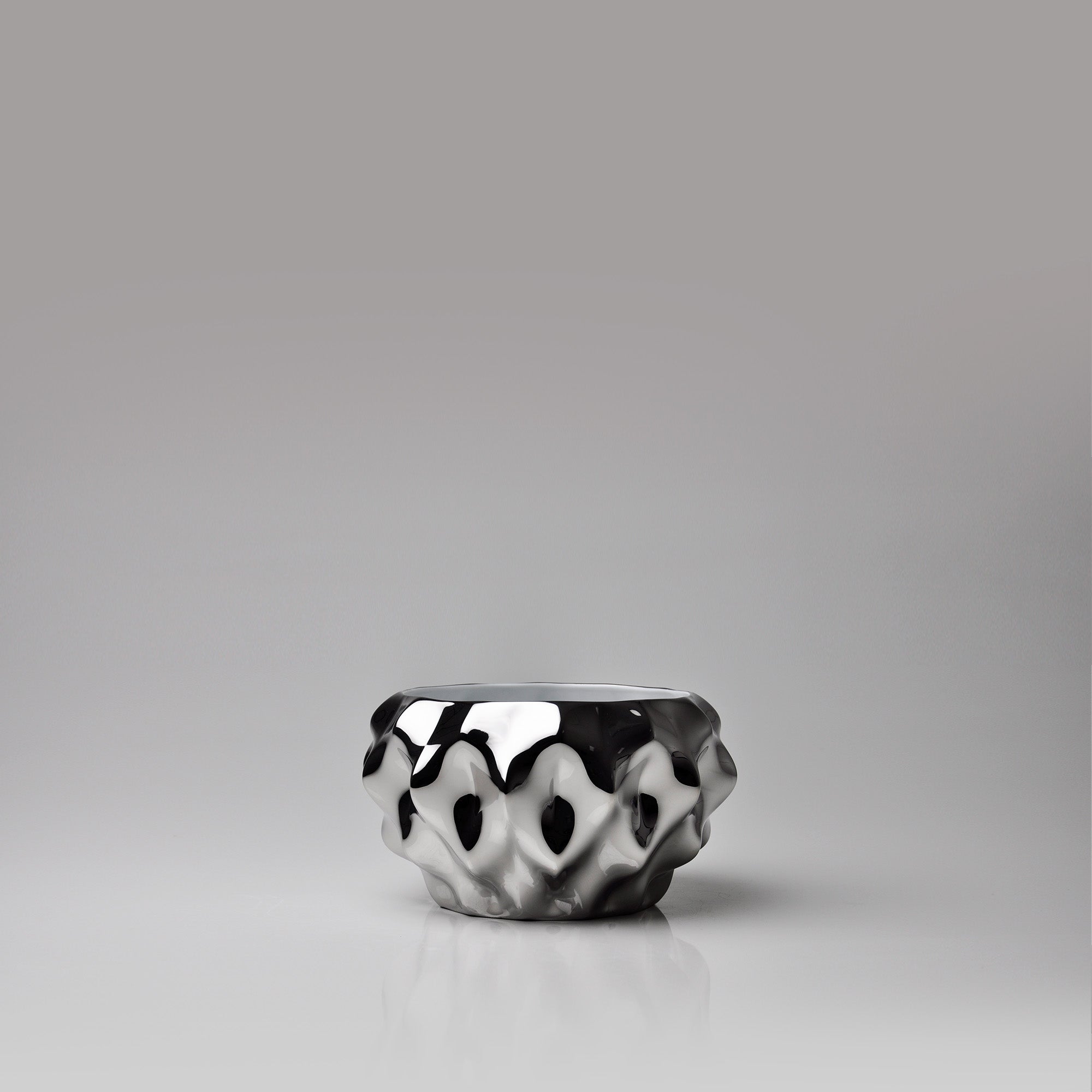 Plissan M Porcelain Pot (H12 cm)