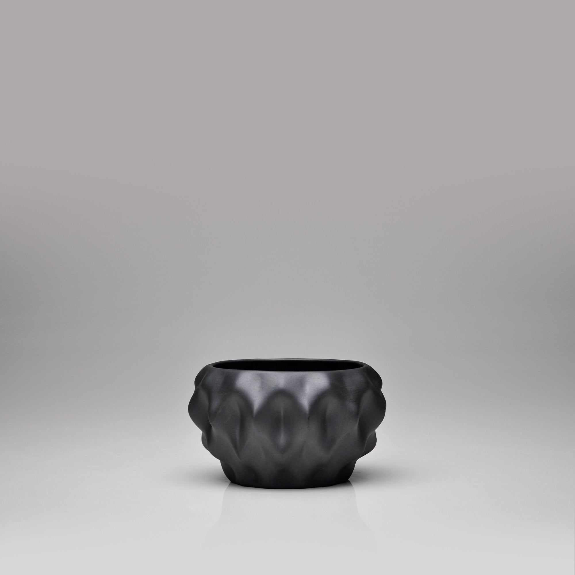 Plissan M Porcelain Pot (H12 cm)