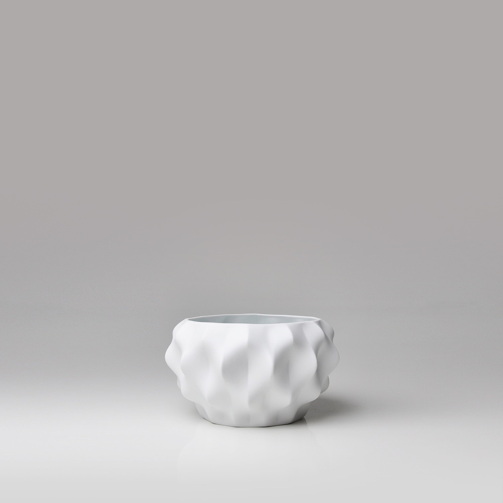 Plissan M Porcelain Pot (H12 cm)
