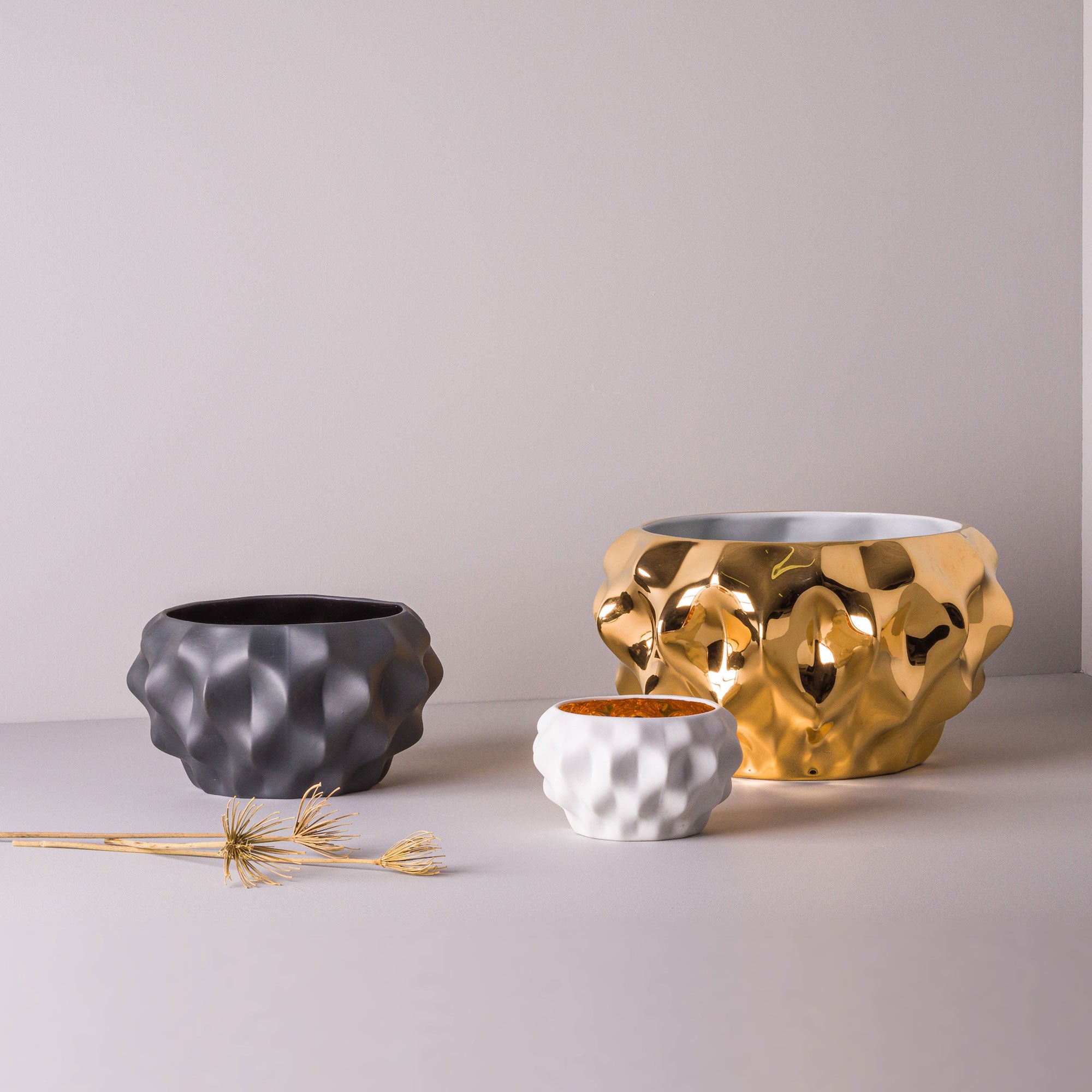 Plissan P Porcelain Pot (H10 cm)