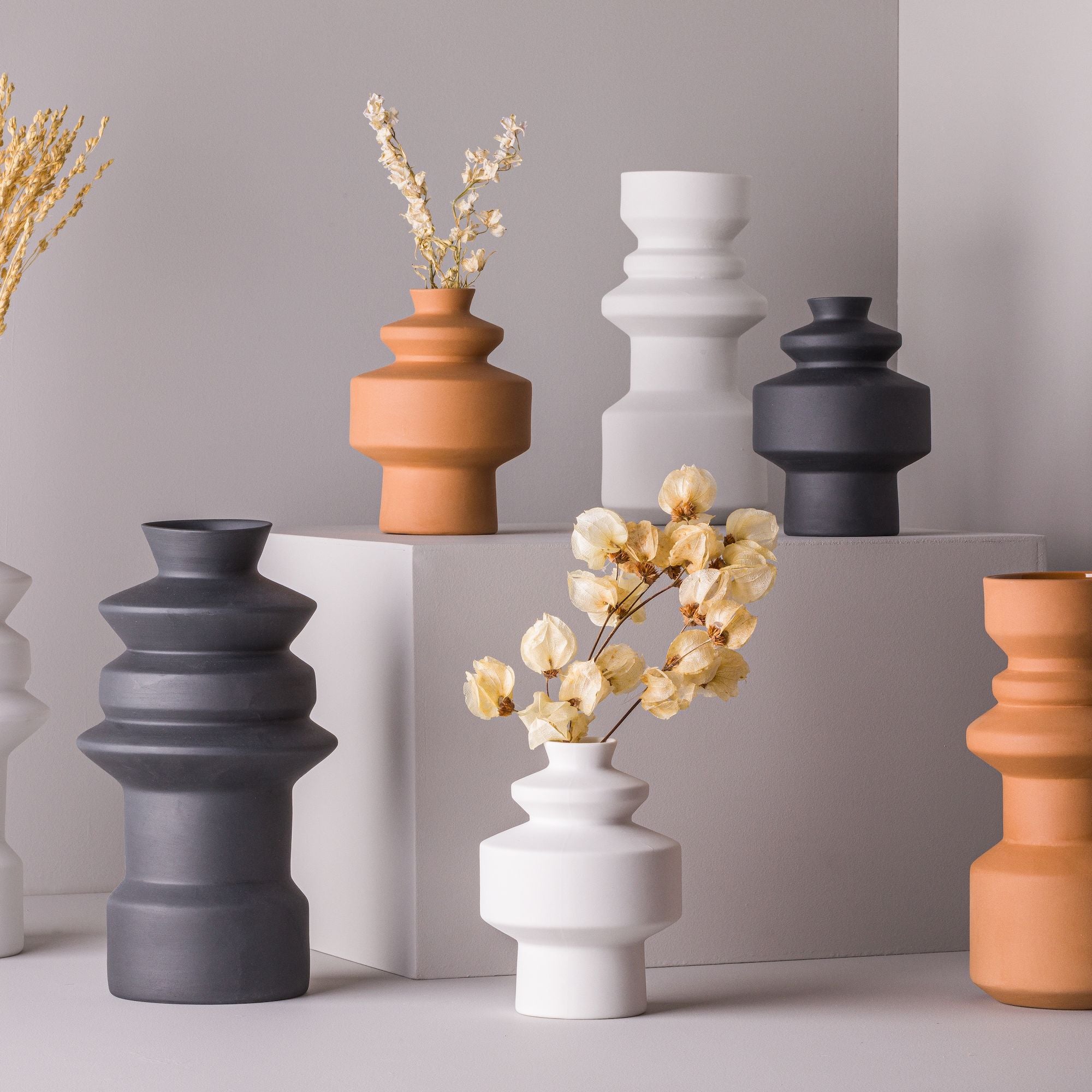 Totêmico P Porcelain Vase (h16 cm) - Holaria