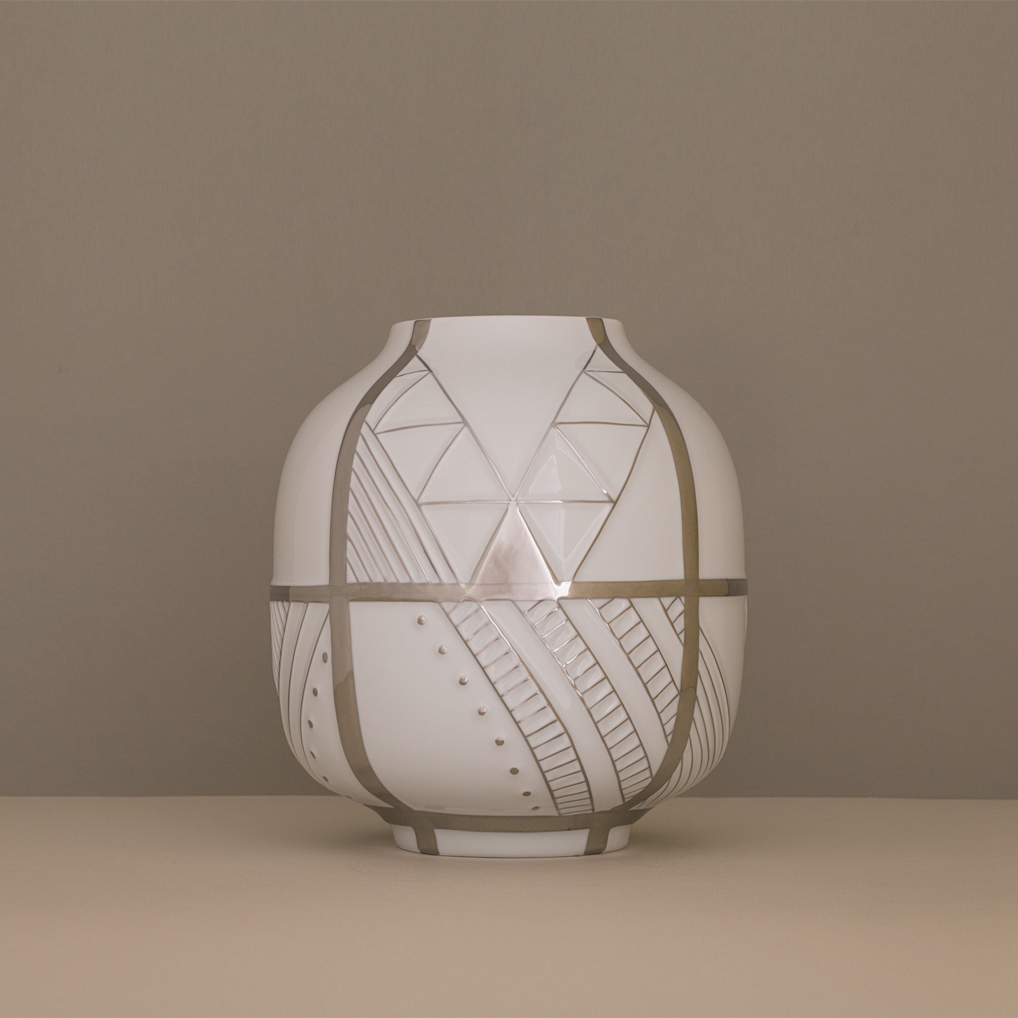 Asurini Porcelain Vase (h31 cm) - Holaria