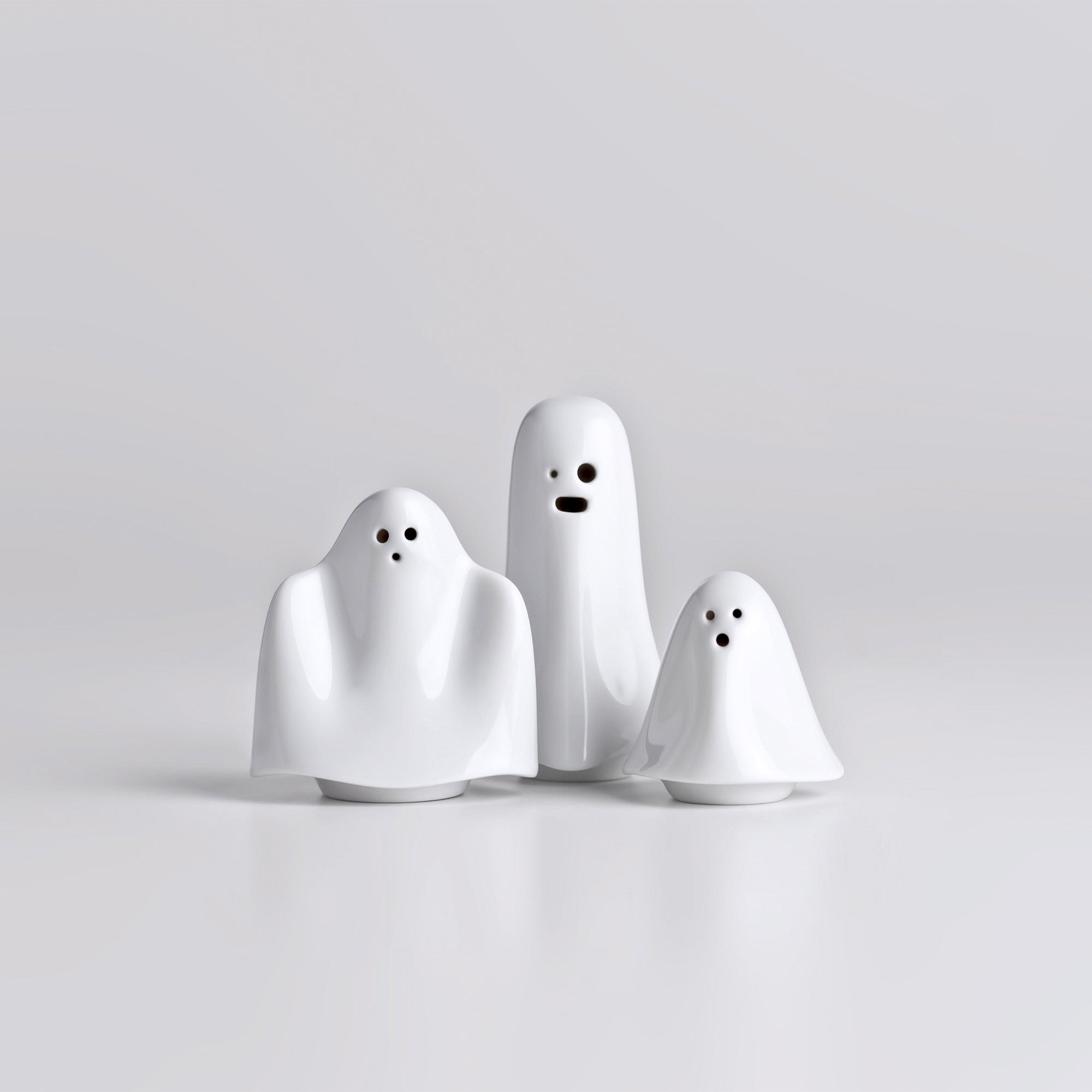 Booh! Porcelain Salt And Pepper Shaker Set - Holaria