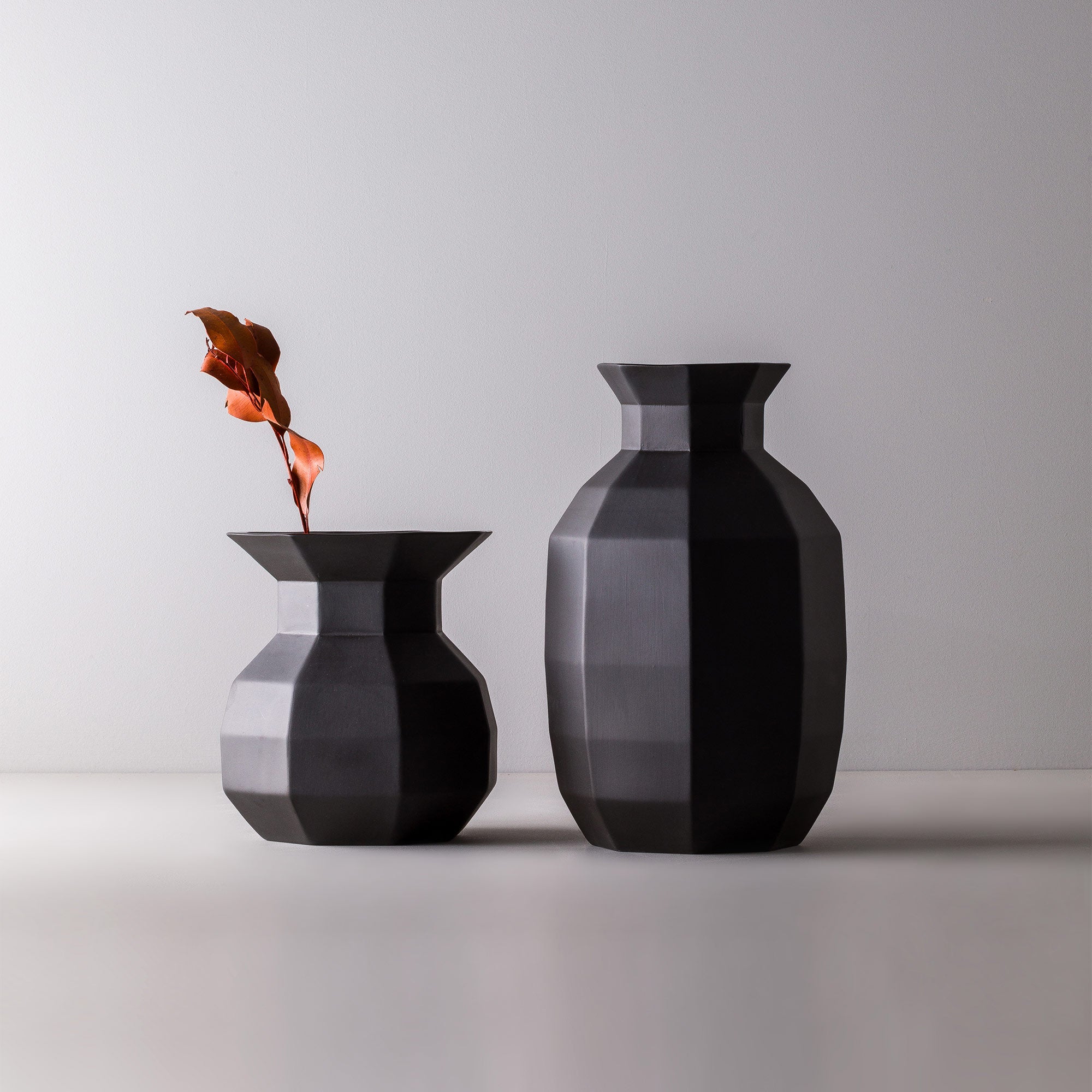 Meridiano G3 Porcelain Vase (h32 cm) - Holaria