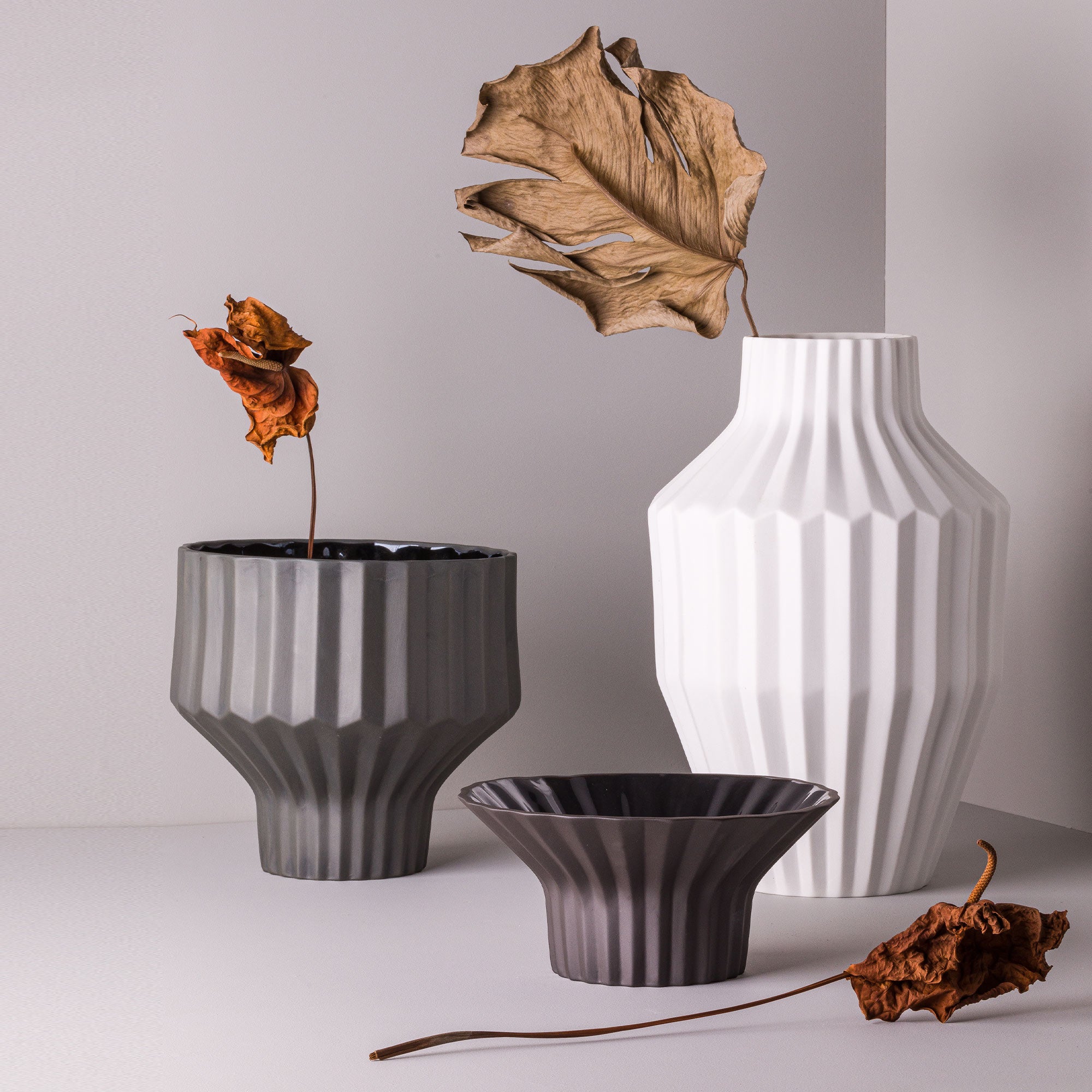 Mínimo P Porcelain Vase (h12 cm) - Holaria