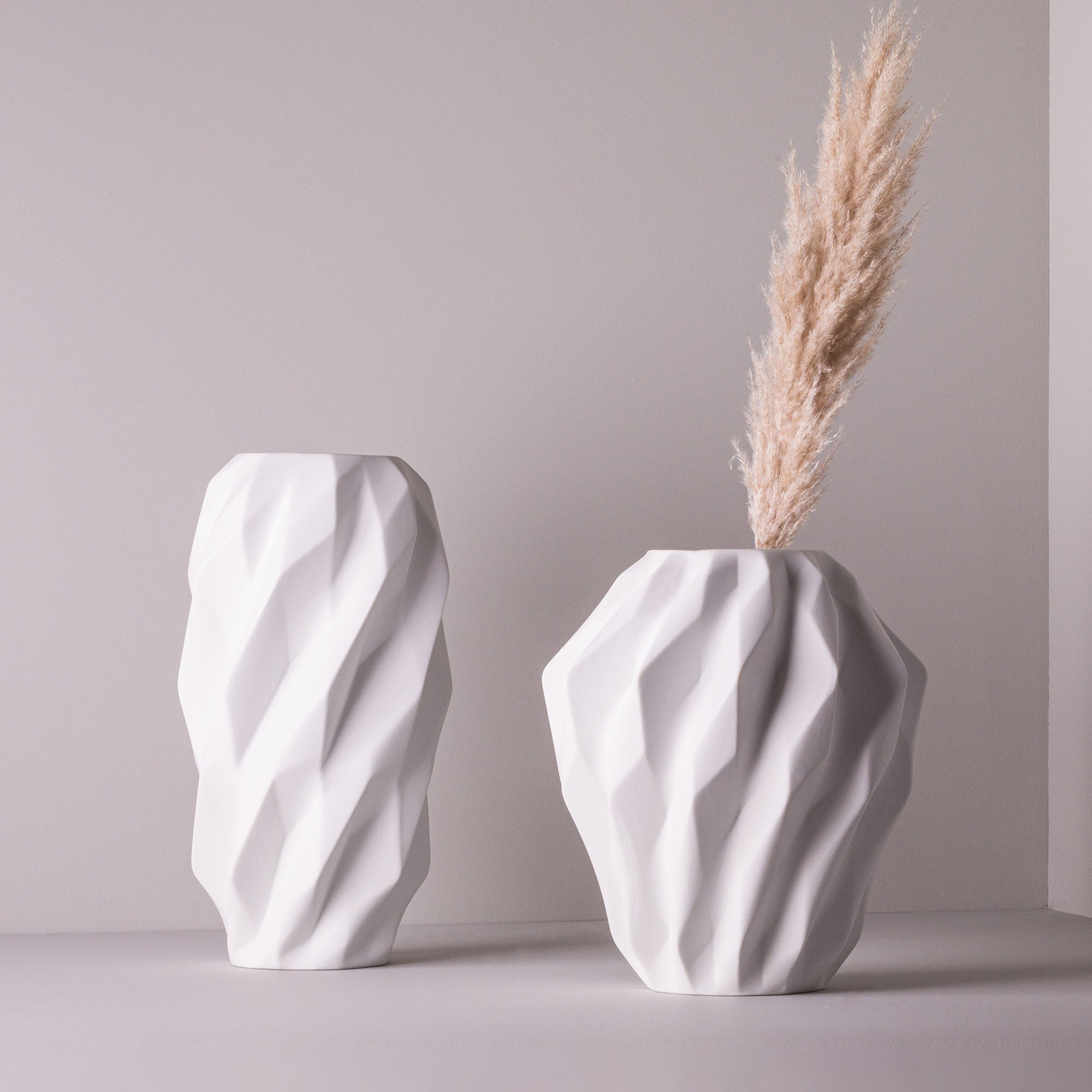 Plissan Geométrico P Porcelain Vase (h32 cm) - Holaria