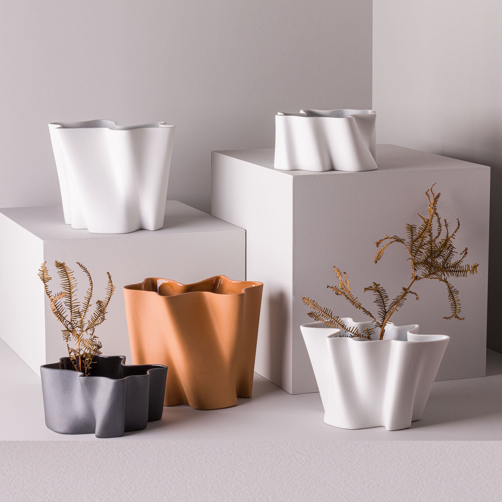 Tree M Porcelain Vase (h16 cm) - Holaria