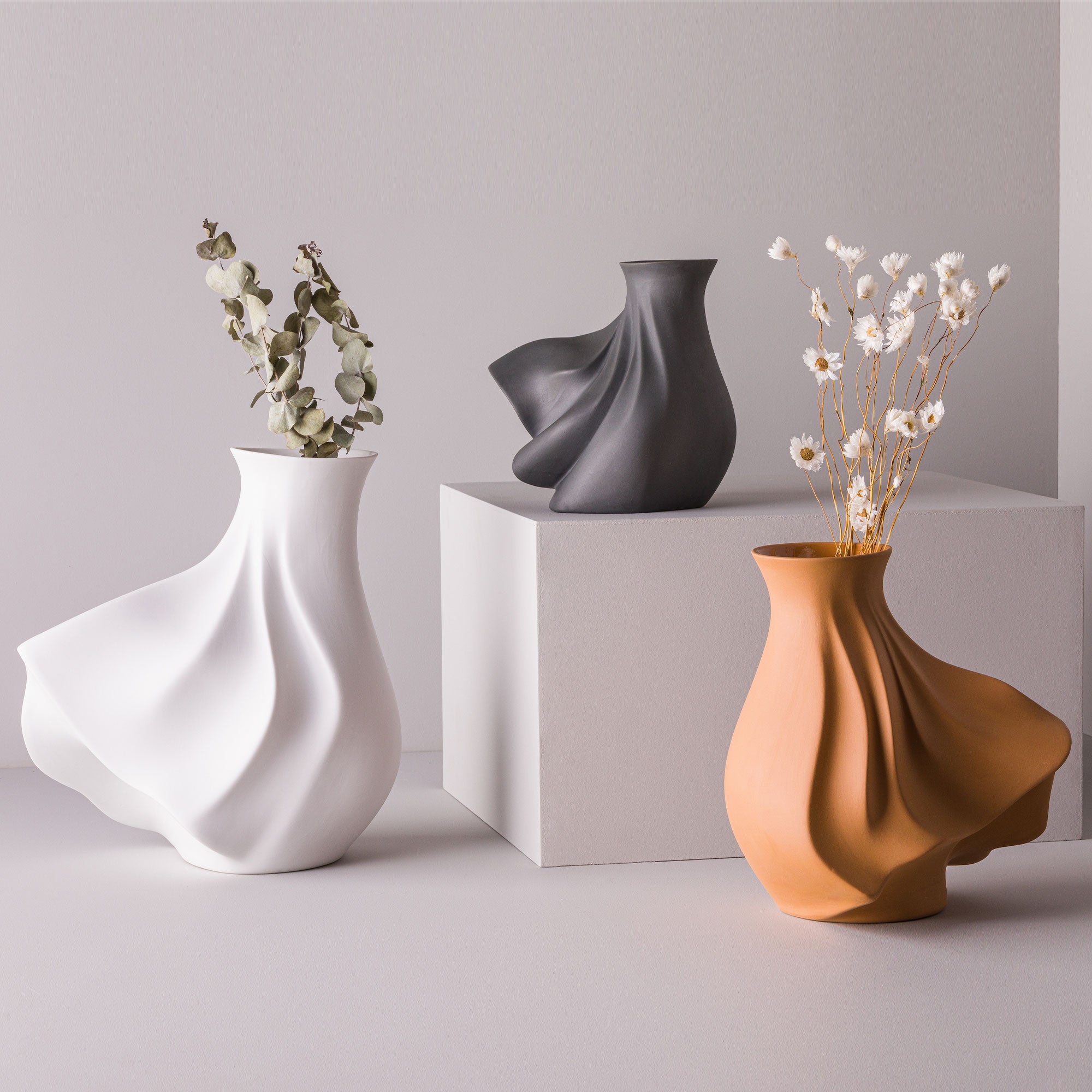 Vento P Porcelain Vase (h20 cm) - Holaria